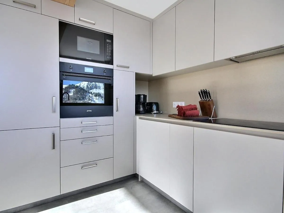 Magnifique Appartement Renove Avec Balcon Et Wifi A Plagne Centre - Fr-1-455-169 La Plagne 0*,  France